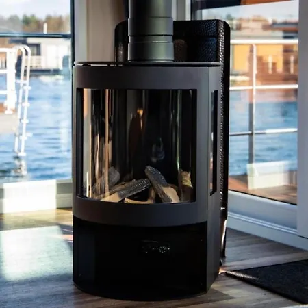 Hausboot Malibu Sunrise * Klitten