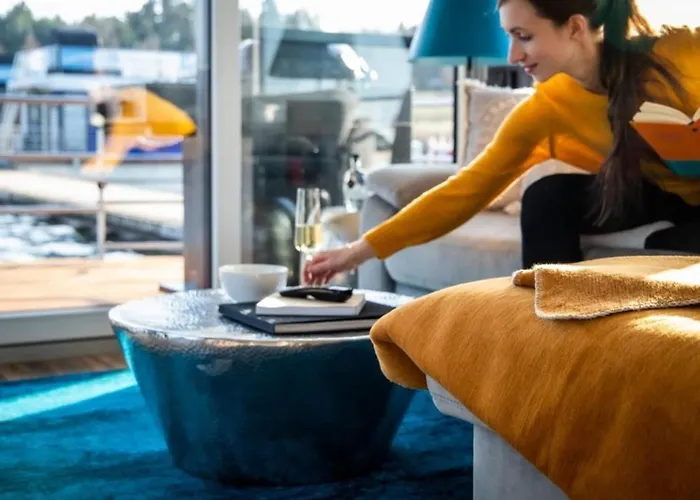 Hausboot Malibu Sunrise Hotel na wodzie *